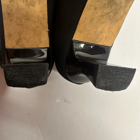 Vaneli Black Heel with Bow Accent 7.5N - Picture 9 of 9